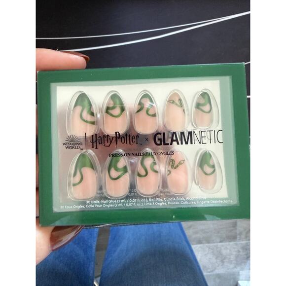 New Glamnetic x Harry Potter Collab - Parsel Tongue Press on Nails - Picture 3 of 4